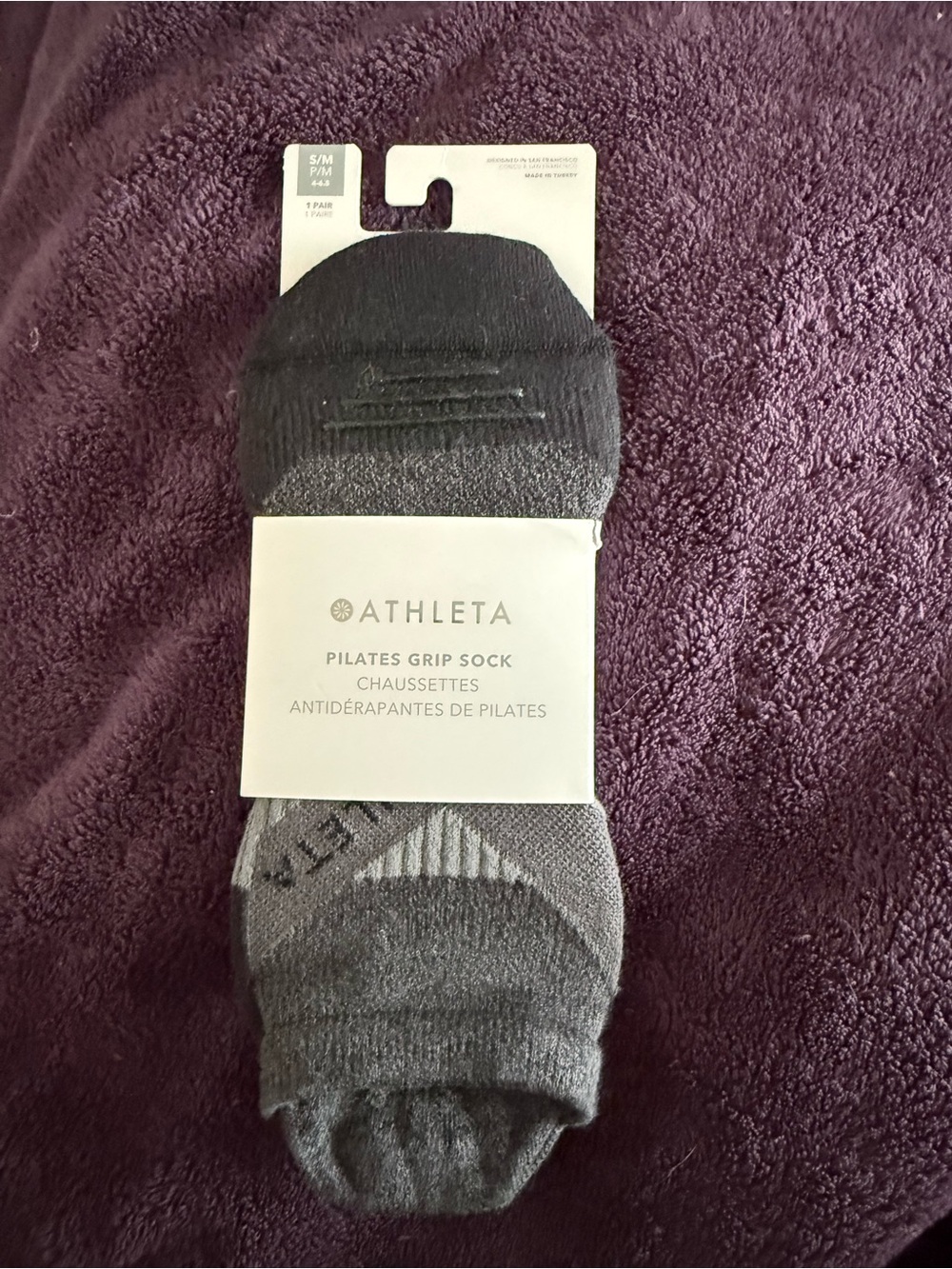 Athleta Women’s Gray/Black Pilates Grip Socks